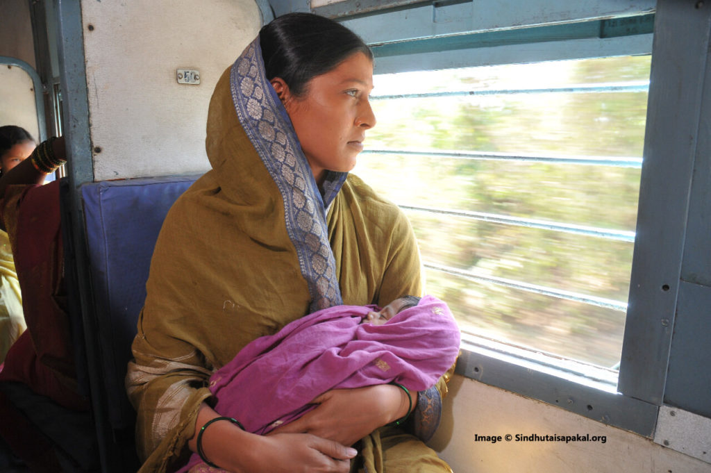 ಅನಾಥರ ಮಹಾತಾಯಿ ಸಿಂಧೂತಾಯಿ ಸಪಕಾಲರ ಜೀವನ ಕಥೆ - Life Story of Sindhutai Sapkal in Kannada