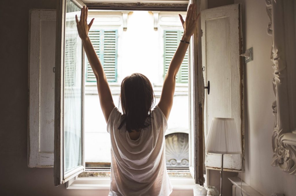5 Tips to get up early in the morning : 5 Tips to Wake Up Early in the Morning